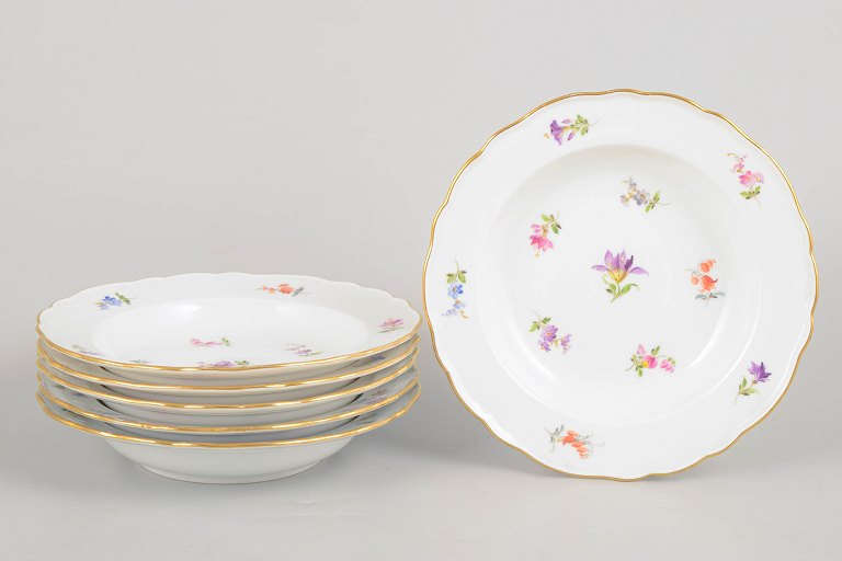 Meissen, sæt med seks dybe pastatallerkener.