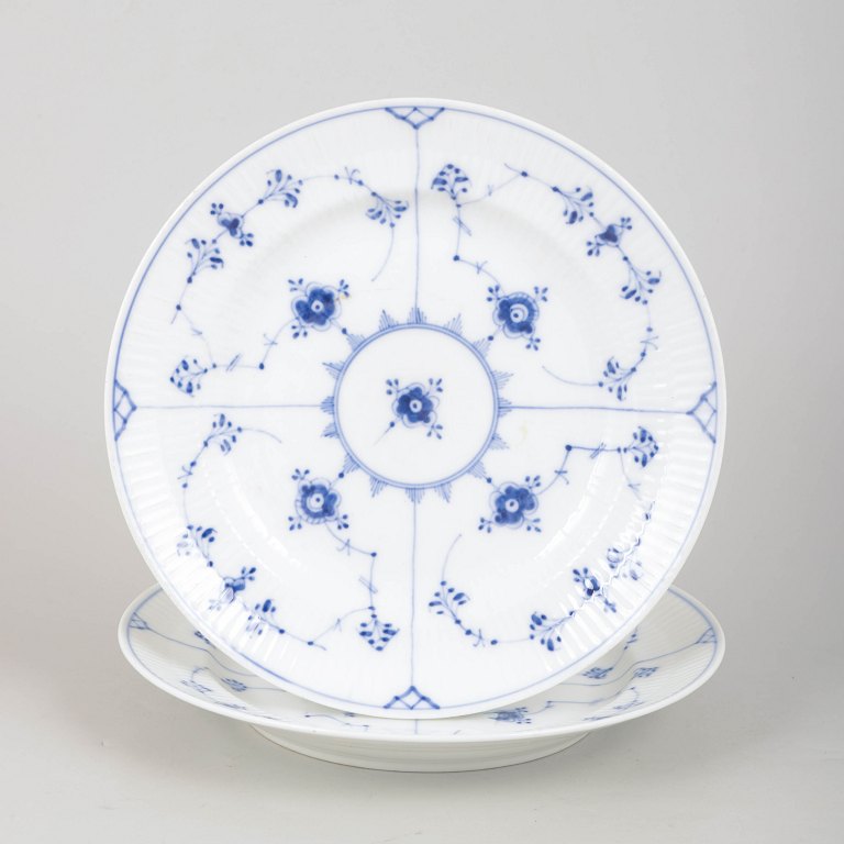 Royal Copenhagen Musselmalet Riflet, par frokosttallerkener.