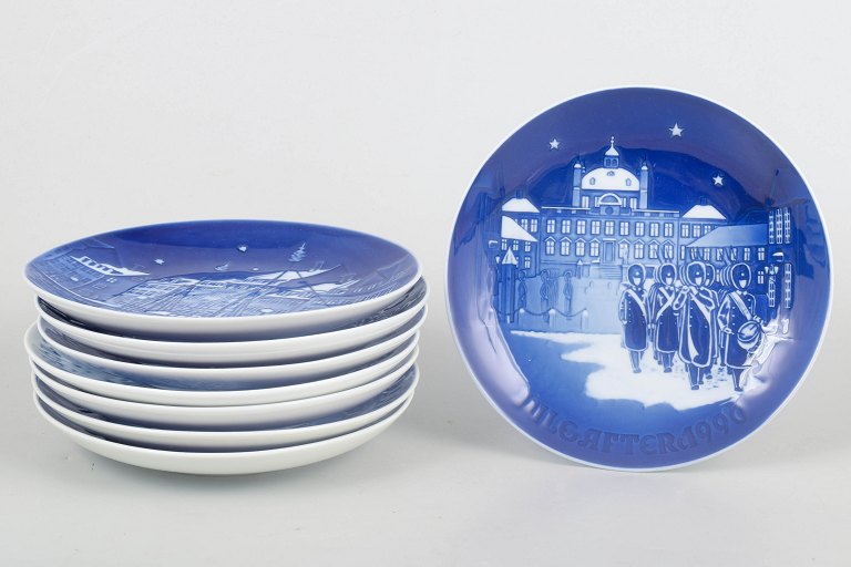 Bing & Grøndahl, sæt med otte juleplatter.